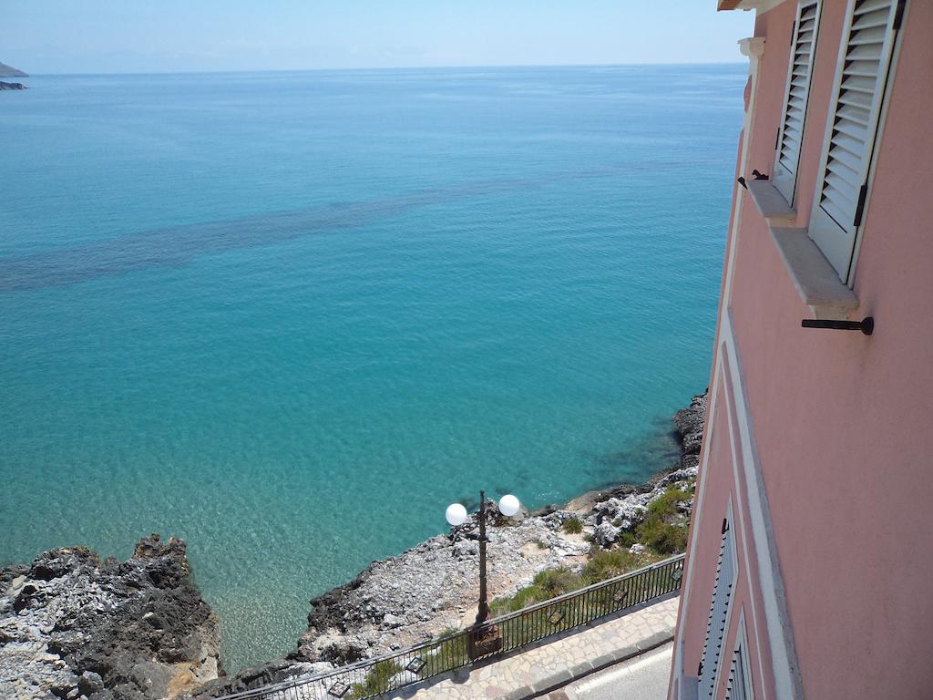 Albergo Tirreno Marina di Camerota Dış mekan fotoğraf