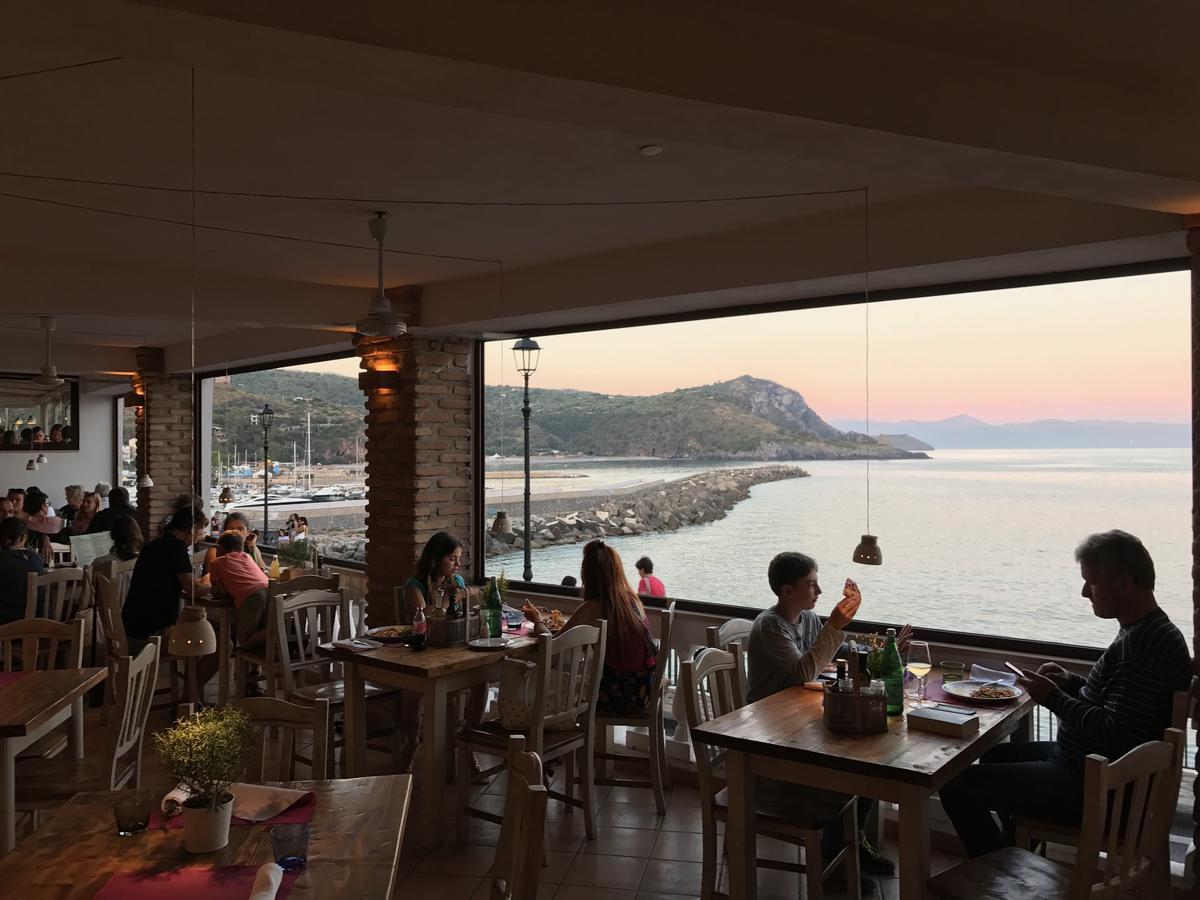 Albergo Tirreno Marina di Camerota Dış mekan fotoğraf