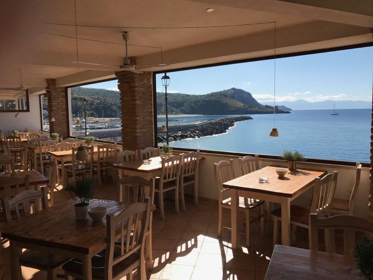 Albergo Tirreno Marina di Camerota Dış mekan fotoğraf