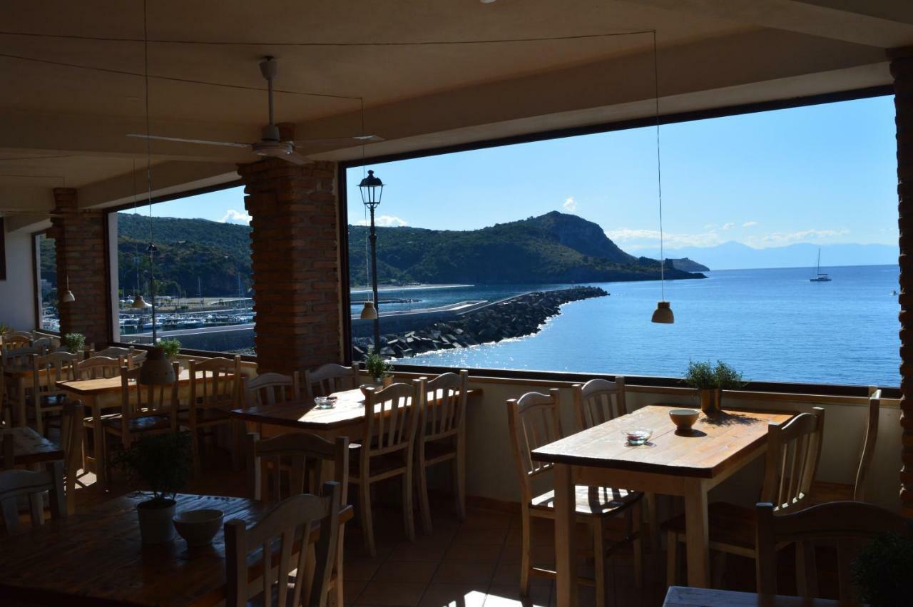 Albergo Tirreno Marina di Camerota Dış mekan fotoğraf